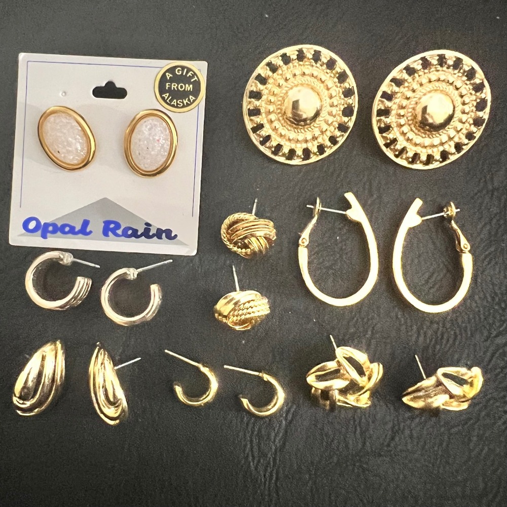 Vintage Gold Tone Earring Lot 8 Pairs Hoops Studs Knots Faux Opal Size‎ 90s